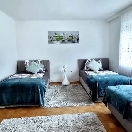 Apartment 3 In - Free Parking - Self Check In