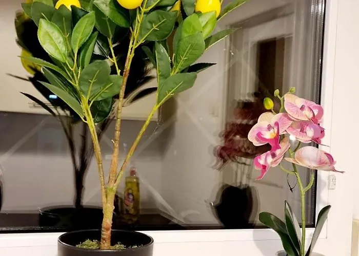 Lägenhet 3 In - Free Parking - Self Check In *